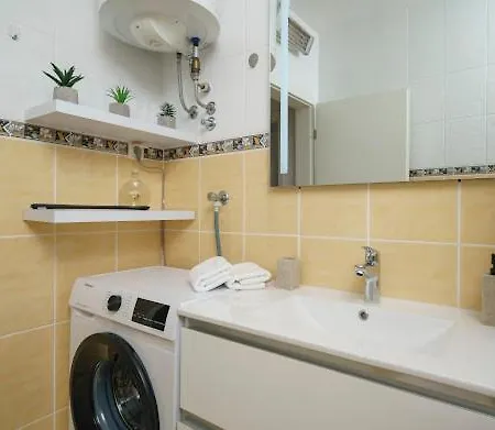 Sara's Fantasy Apartment